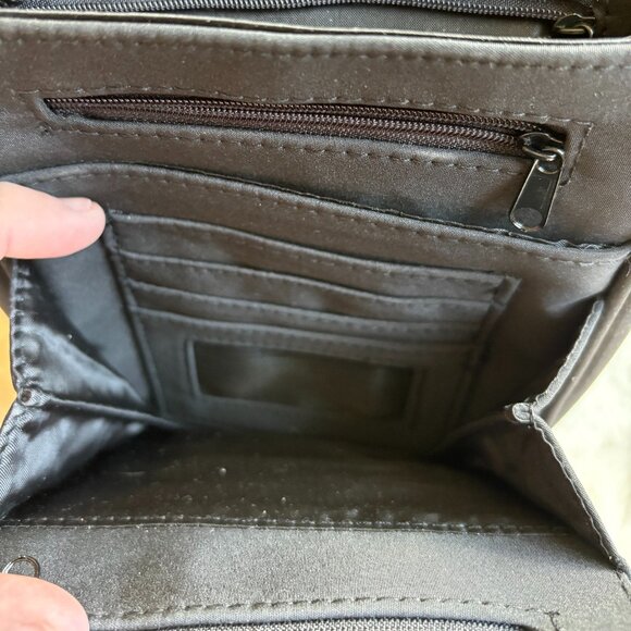 Amanda Smith Black Travel Wallet/Organizer Crossbody Bag/Purse - Picture 7 of 16